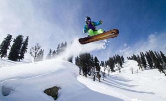 從用地、投融資、財稅等方面支持發(fā)展冰雪運動、冰雪旅游吉林做冰雪文章培育新支柱產(chǎn)業(yè)
