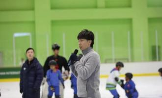 校企聯合促進冰雪運動進校園