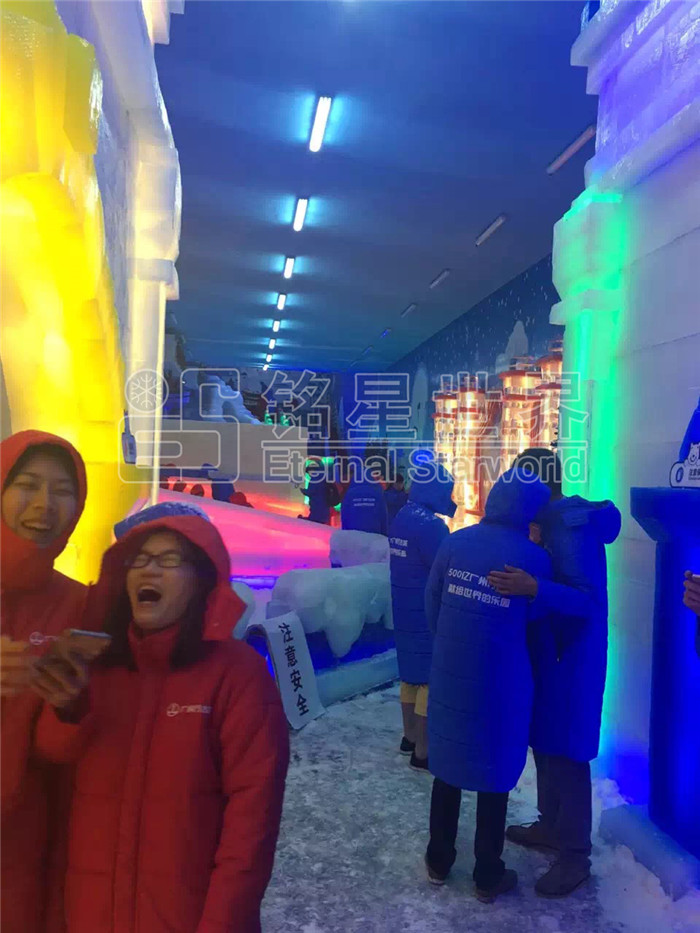 廣州萬達(dá)城冰雪體驗(yàn)館盛大開業(yè)2