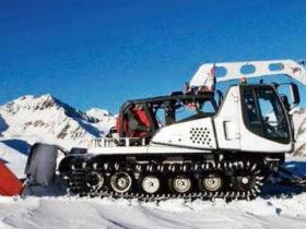 滑雪場壓雪車的選擇標準