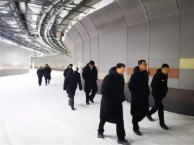 河北體育局蒞臨銘星冰雪承建的吉林北山室內四季越野滑雪場調研