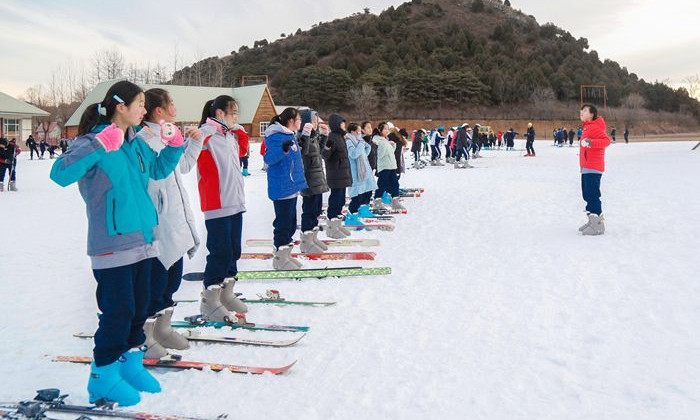 教育部:2020年遴選2000所冰雪運動特色學校