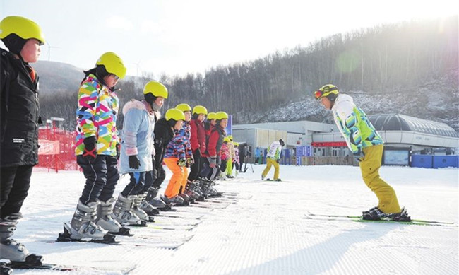 2022年校園冰雪運(yùn)動管理體系基本健全