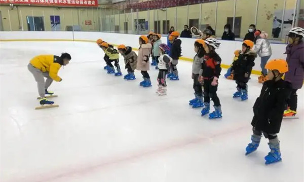 室內冰場穿什么衣服合適
