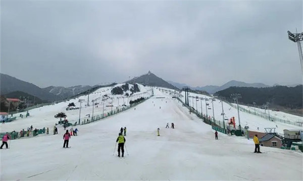 投資濟(jì)南滑雪場(chǎng)需要多少錢