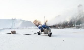 一般的滑雪場造雪機造多厚的雪能營業